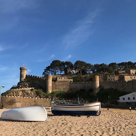 Luminoso Y Reformado Apartamento A 1Min De Playa Tossa de Mar Bagian luar foto